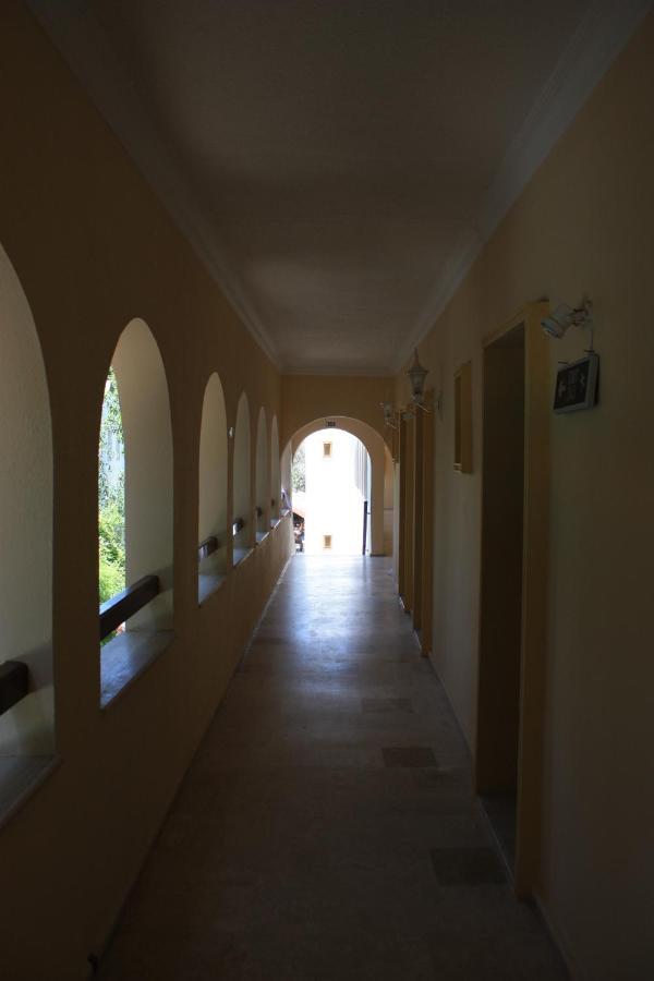 Toloman Hotel Bitez Beach Exterior foto